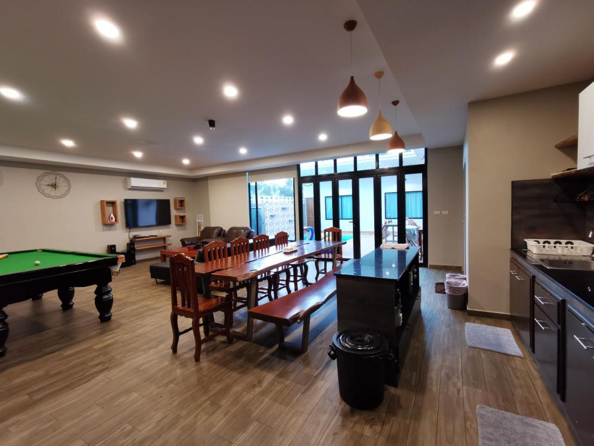 Thepprasit Cosy Villa Haat Jomtien Eksteriør bilde