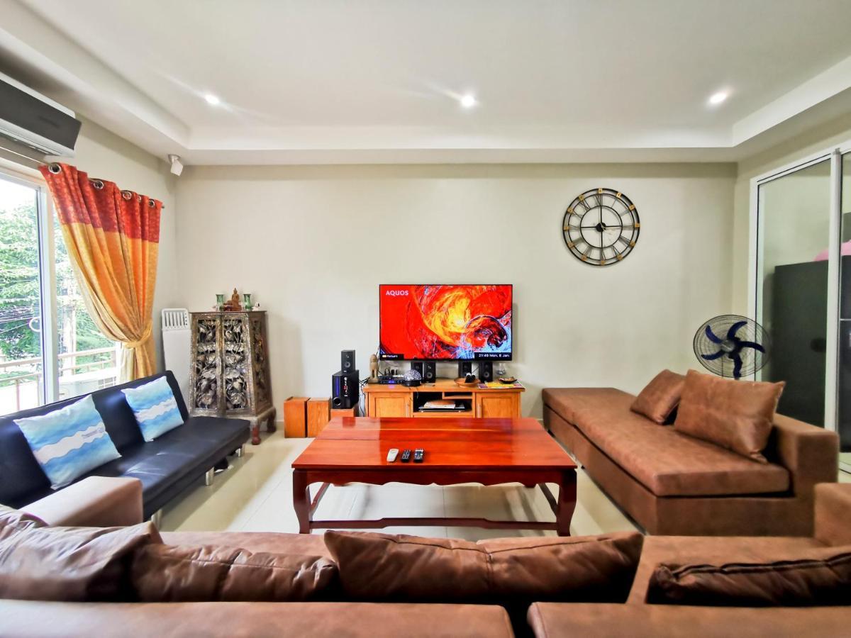 Thepprasit Cosy Villa Haat Jomtien Eksteriør bilde