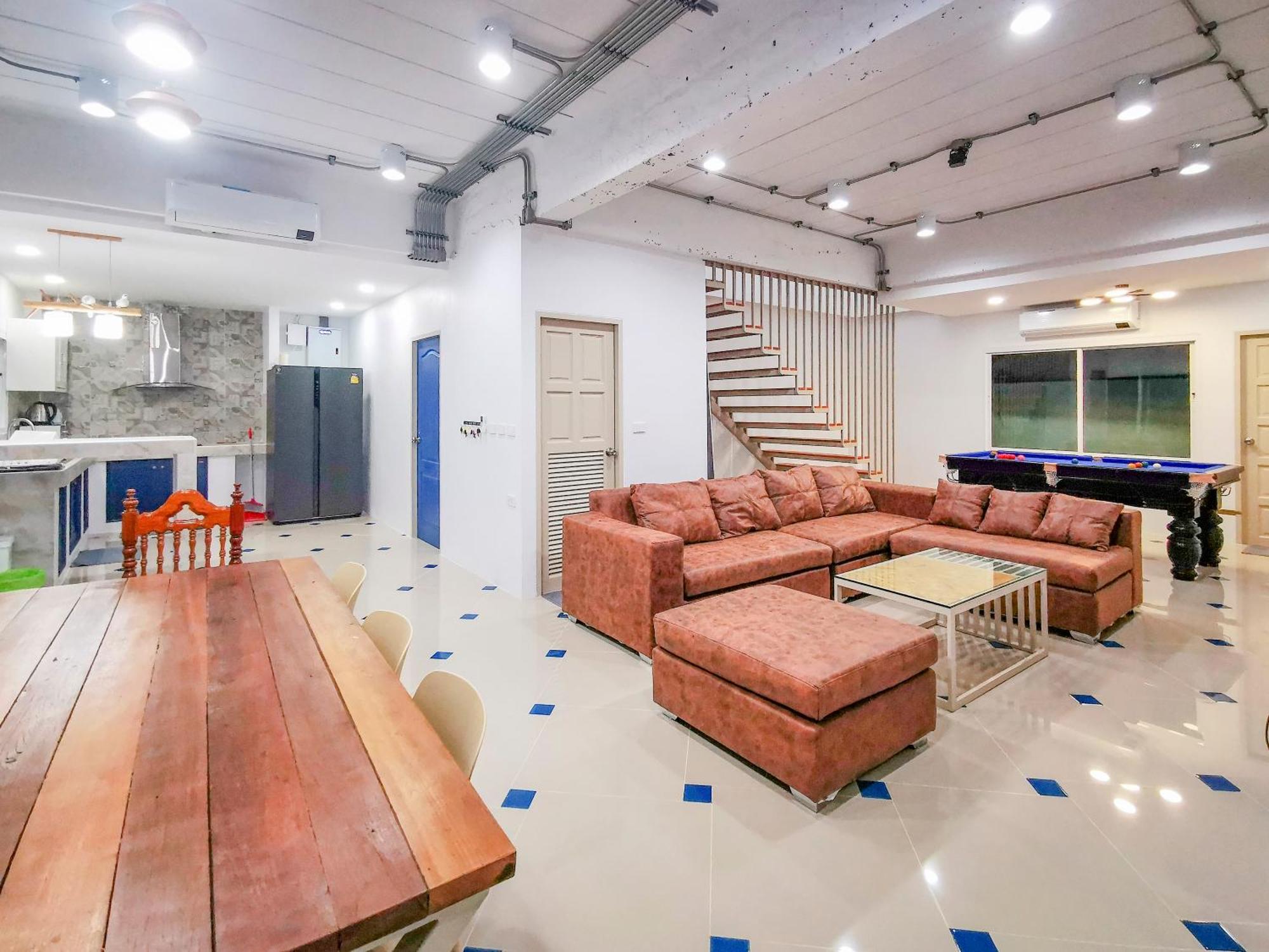 Thepprasit Cosy Villa Haat Jomtien Eksteriør bilde