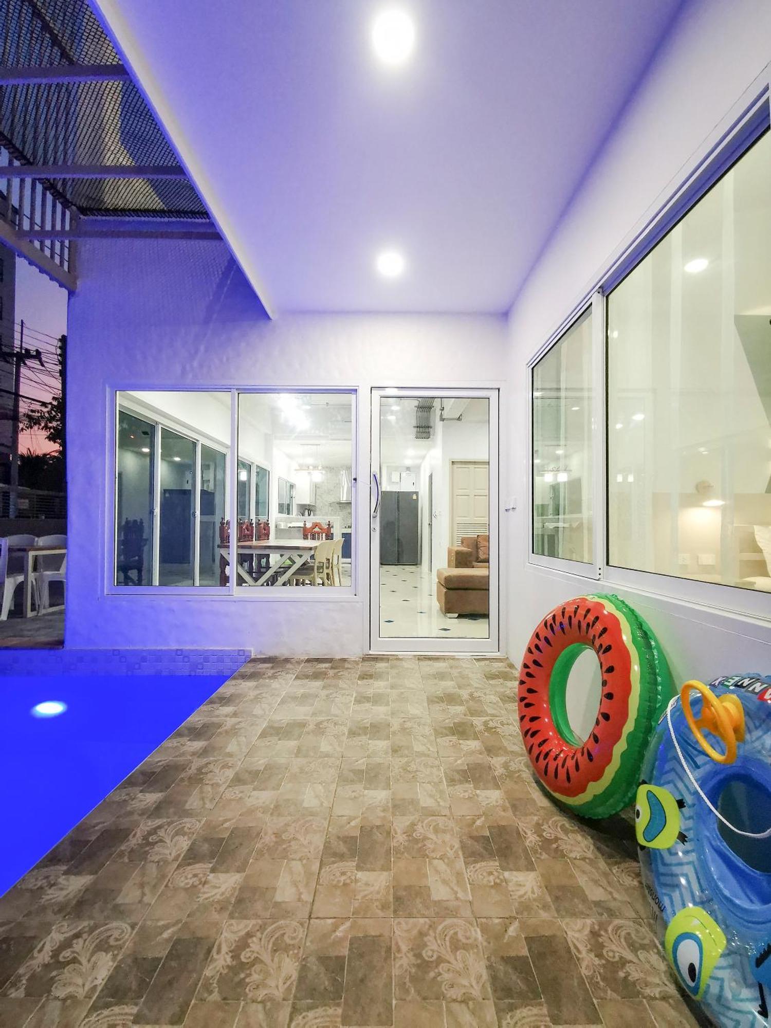 Thepprasit Cosy Villa Haat Jomtien Eksteriør bilde