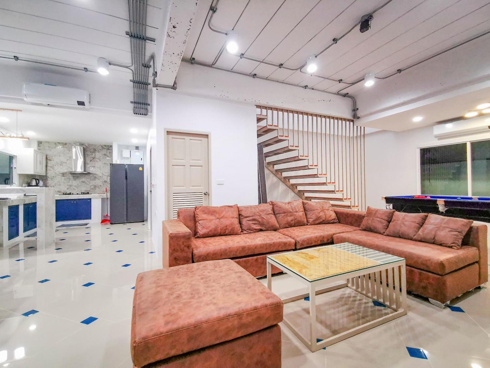 Thepprasit Cosy Villa Haat Jomtien Eksteriør bilde