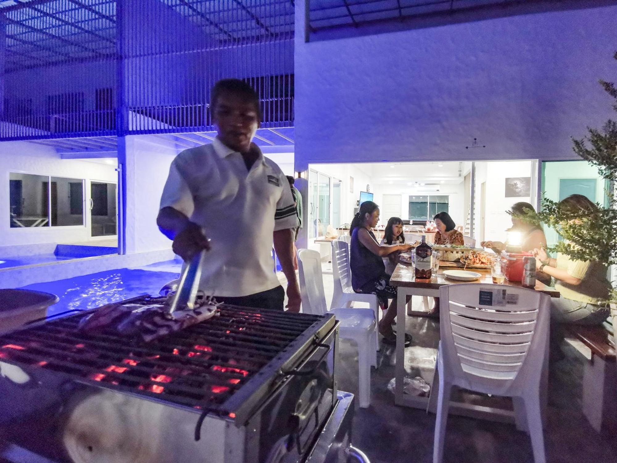 Thepprasit Cosy Villa Haat Jomtien Eksteriør bilde