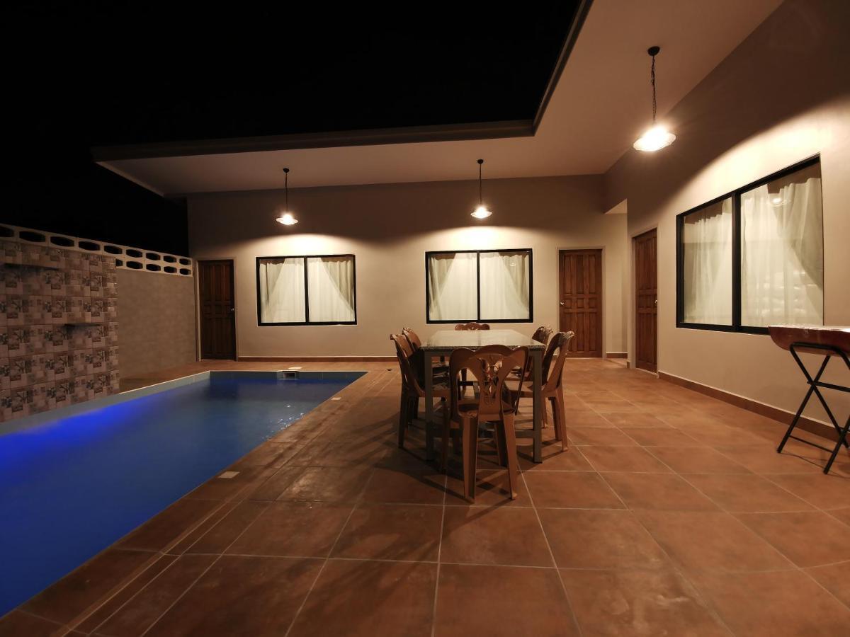 Thepprasit Cosy Villa Haat Jomtien Eksteriør bilde