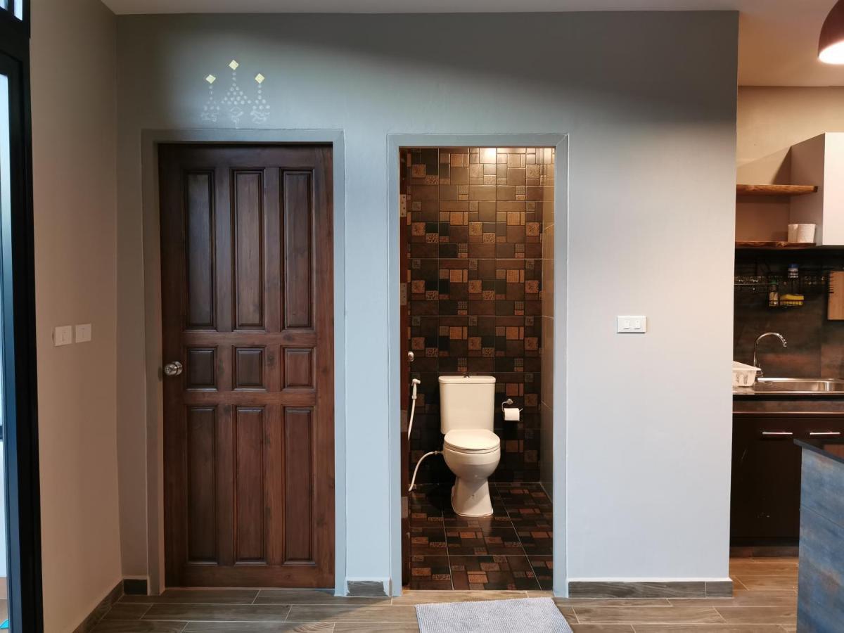 Thepprasit Cosy Villa Haat Jomtien Eksteriør bilde
